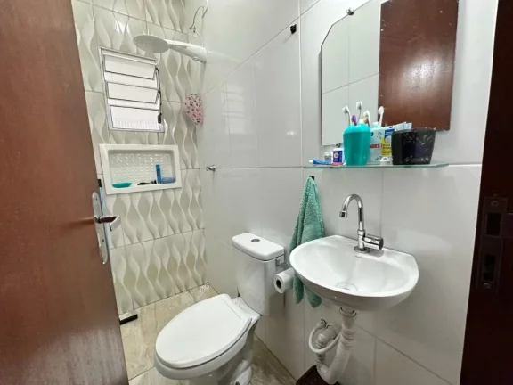 Imagem Sobrado com 2 dormitórios à venda, 180 m² por R$ 420.000,00 - Jardim Santa Inês - Suzano/SP