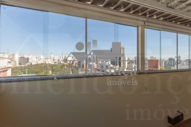 Imagem Cobertura Duplex em Higienopolis com 3 quartos (1 sui­te) e 1 vaga, 180m²