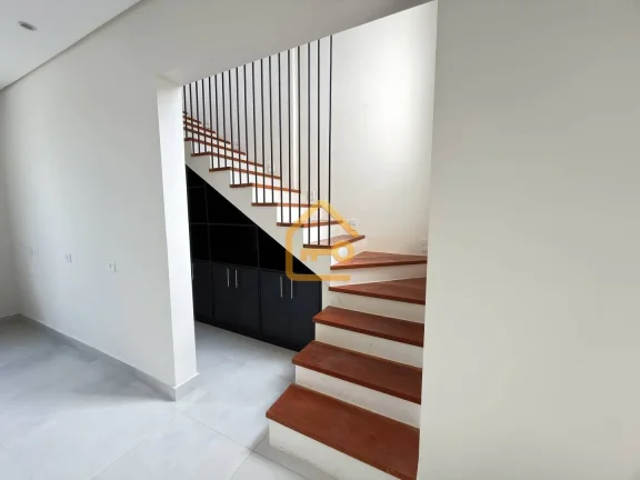 Imagem Casa nova à venda com 3 suítes, todas com closet, 2 salas. Villa Branca