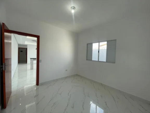 Imagem Casa para Venda em Mongaguá, Balneário Itaguai, 2 dormitórios, 1 suíte, 2 banheiros, 2 vagas