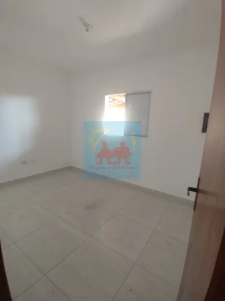 Imagem Casa a apenas 800 metros da deslumbrante praia de Mongaguá, 299mil