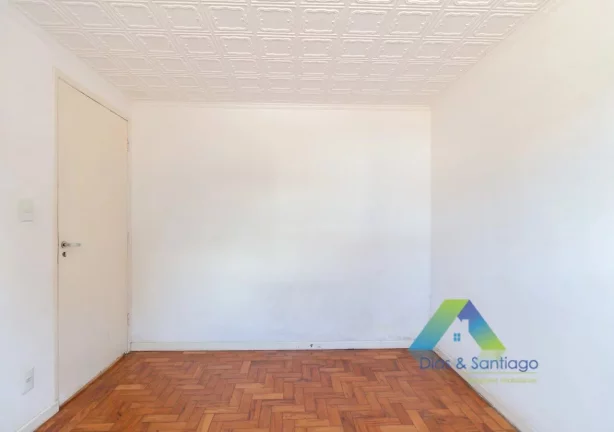 Imagem Casa com 3 Domitórios e 2 Banheiros em Vila das Mercês, São Paulo/SP