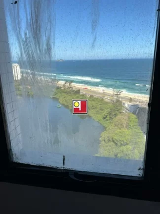 Imagem Vendo 2Q(1S), depend, 2 vagas, na Praia da Barra, alto, nascente, cozinha grande, área serviço, ônibus, clube, tênis, squash, skate, futebol,ginasio