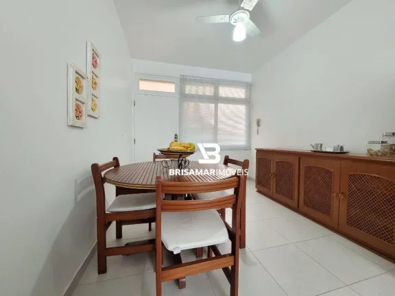 Imagem PITANGUEIRAS- UMA QUADRA DO COM VISTINHA PARA A PRAIA , GARAGEM NO PRÉDIO, TOTALMENTE REFORMADO.