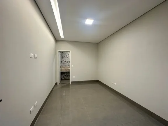 Imagem Casa de Alto Padrão com Piscina à Venda no Rita Vieira
