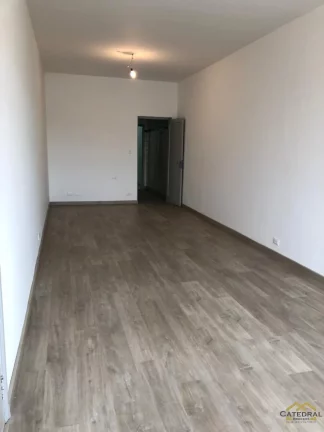 Imagem EXCELENTE CONJUNTO DE 5 SALAS COMERCIAIS NO CENTRO DE JUNDIAÍ PARA LOCAÇÃO