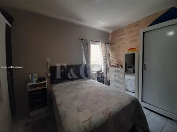 Imagem Casa para Venda em Limeira, Jardim Planalto, 2 dormitórios, 1 suíte, 2 banheiros, 5 vagas