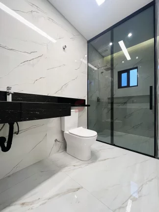 Imagem CASA com 3 dormitórios à venda com 359m² por R$ 1.195.000,00 no bairro Planta Araçatuba - PIRAQUARA / PR