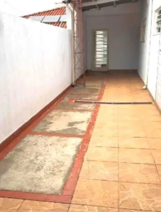 Imagem Casa com 4 dormitórios no centro de Mogi Mirim