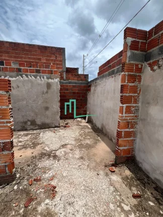 Imagem VENDE-SE TERRENO DE ESQUINA COM CONSTRUÇÃO INICIADA EM PATROCINIO PAULISTA - SP