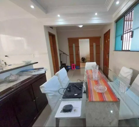 Imagem Village com 3 dormitórios à venda, 110 m² por R$ 690.000,00 - Macuco - Santos/SP