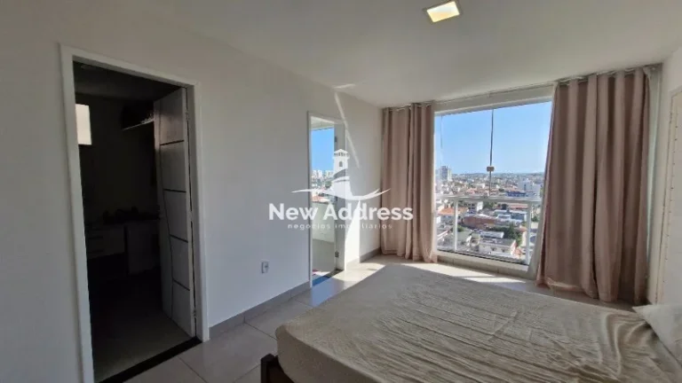 Imagem Casa triplex com vista privilegiada de Vila Velha, sala ampla, suíte com closet e garagem para até 3 carros. Imóvel espaçoso e bem distribuído.