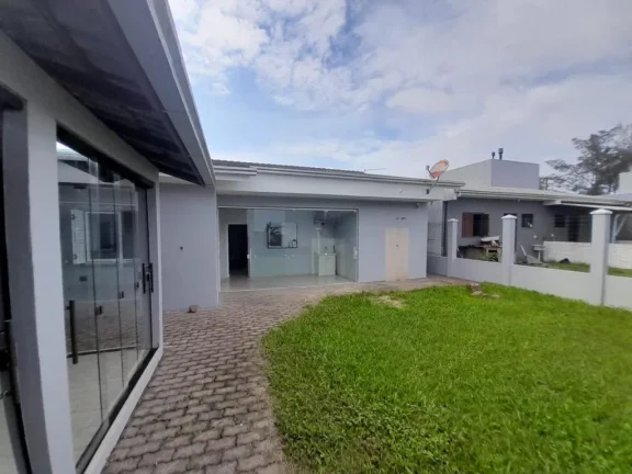 Foto do imóvel: Casa 3 Dormitórios - Bairro Jardim Beira Mar