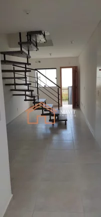 Imagem Imperdível! Casa à venda em Joinville-SC, bairro Nova Brasília. 2 quartos, 1 sala, 2 banheiros, 1 vaga de garagem. Aproveite!
