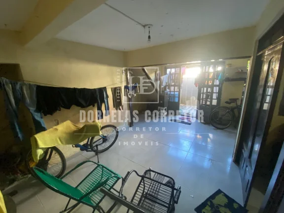 Imagem ️ Imóvel Multifamiliar - 4 Casas no Mesmo Espaço, Ideal para Morar e Lucrar!