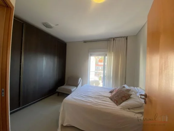 Imagem Belíssimo apartamento, próximo a beira mar, ao lado da casa do governador em prédio com alto padr...
