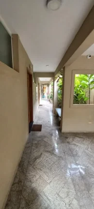 Imagem Casa triplex a venda em Santos no Embaré próximo a praia