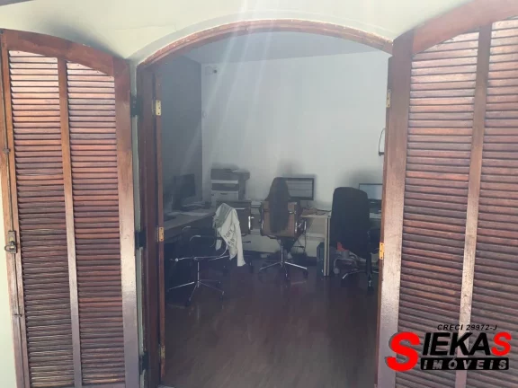 Imagem Imperdível casa comercial à venda em Cangaíba, São Paulo-SP: 4 quartos, 1 suíte, 2 salas, 2 banheiros, 2 vagas, 225 m²!