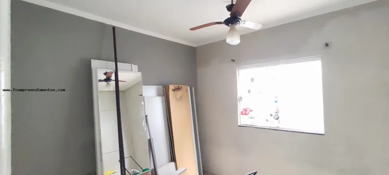 Imagem Casa para Venda em Limeira, Parque Nossa Senhora das Dores, 3 dormitórios, 1 banheiro, 2 vagas
