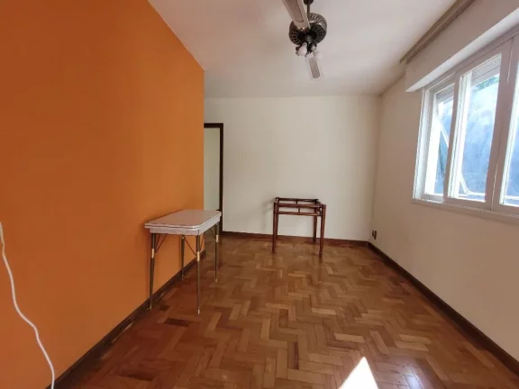 Imagem Apartamento à venda, 63 m² por R$ 220.000,00 - Rio Branco - Porto Alegre/RS