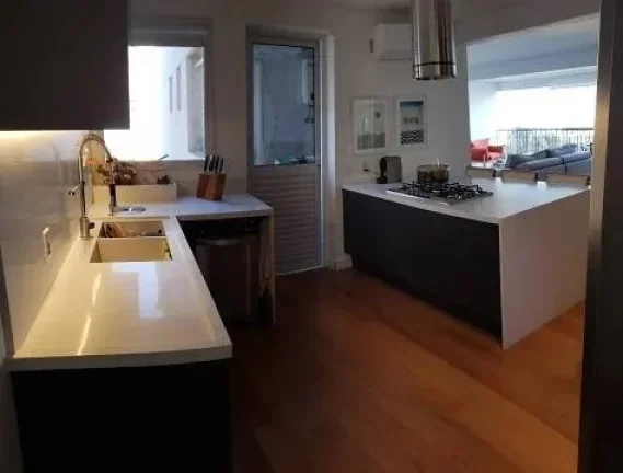 Imagem Cobertura no Alto da Boa Vista, com 234 M², 3 quartos sendo uma suíte master, 5 banheiros, 3 vagas, área de serviço, ar condicionado, churrasqueira.