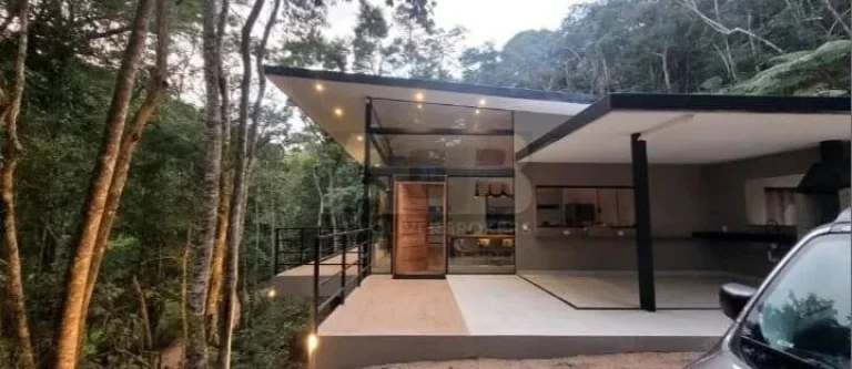 Casa à venda em Araras, 3 Suítes, 150m2 área construída e 5000m2 de terreno