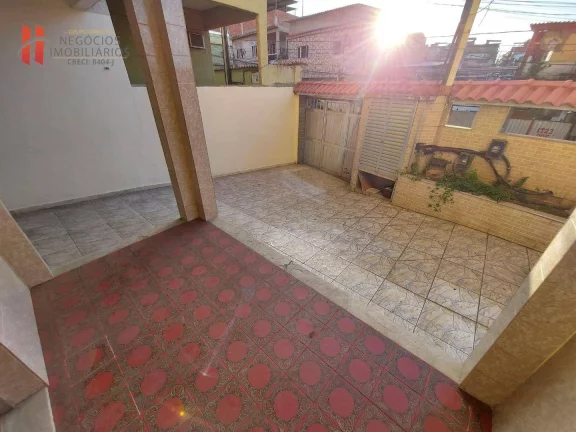 Imagem EXCELENTE CASA TRIPLEX COM 225M² E PISCINA