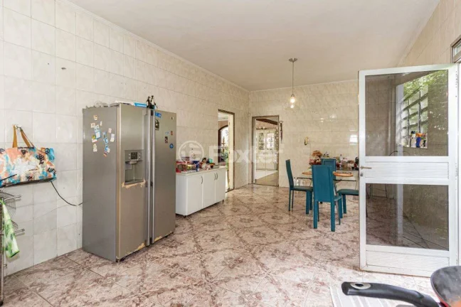 Imagem Sobrado Bela Aliança - 600M², 4 Dorms, 2 Suítes, 6 Vagas, Placas Solares.
