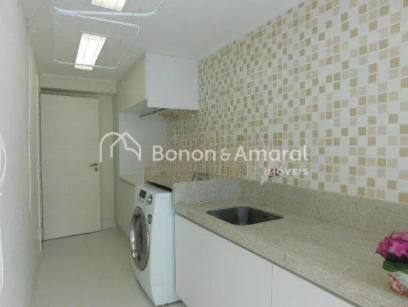 Imagem Casa em condomínio com 410 m² e 4 quartos