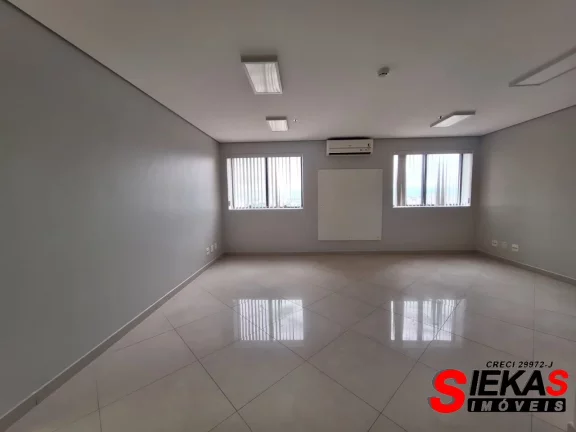 Imagem Sala comercial para locação na Penha de França, São Paulo-SP: 3 salas, 2 banheiros, 1 vaga de garagem, 65m² de área.