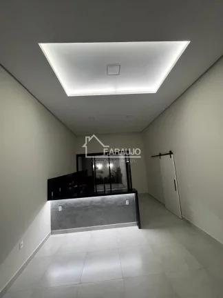 Imagem Casa em Condomínio à Venda em Sorocaba-SP, 3 Quartos, 2 Vagas, 135m²