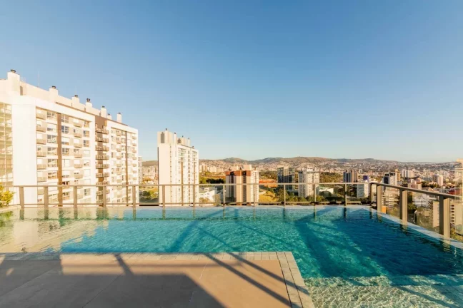 Imagem Studio à venda em Porto Alegre, Petrópolis, com 1 quarto, 28,41m2