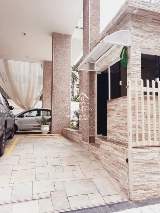 Imagem Apartamento à venda no Guarujá na Praia das Pitangueiras.