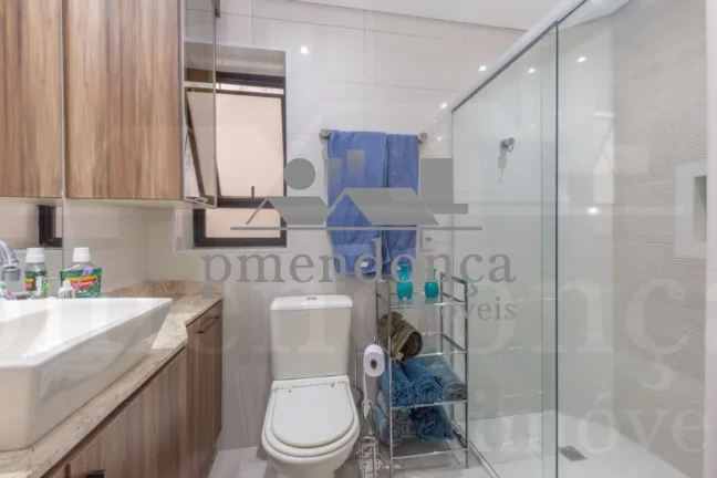 Imagem Apartamento à Venda em Perdizes com 04 quartos ( 1 sui­te ) e 2 vagas, 110m².