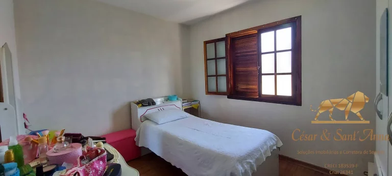 Imagem Casa com 264m² em Campos do Jordão