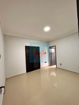 Imagem Sobrado com 3 dorms, Caiçara, Praia Grande - R$ 990 mil, Cod: 2174