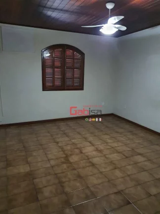 Imagem Casa com 4 dormitórios à venda, 300 m² por R$ 1.300.000,00 - São Cristóvão - Cabo Frio/RJ