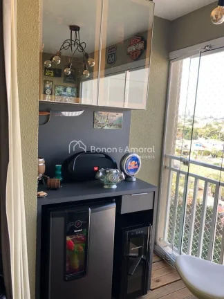 Imagem Apartamento de 75 m² em andar alto, com três quartos sendo uma suíte, sala para dois ambientes e ...