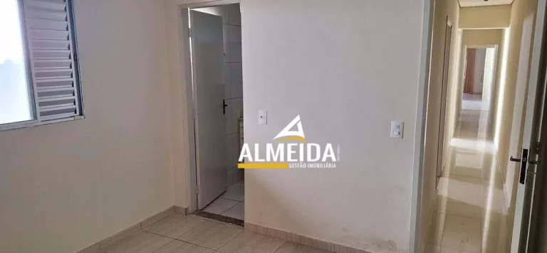 Imagem Casa com 3 dormitórios à venda por R$ 400.000,00 - Estádio - Rio Claro/SP