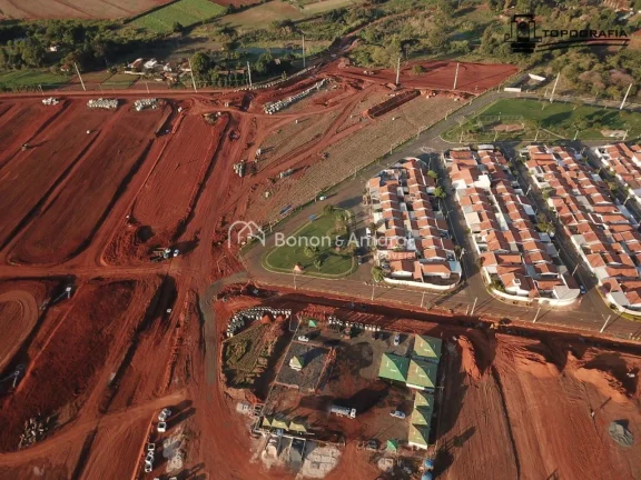 Imagem Terreno de 205m², localizado em uma esquina estratégica da tranquila e bem localizada Vila Profeta...