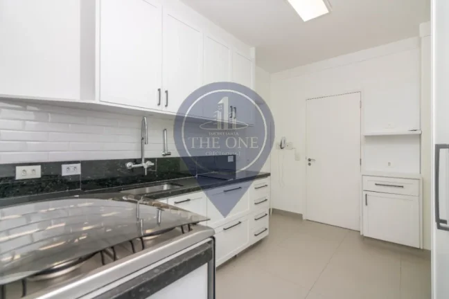 Imagem Imóvel de Alto Padrão na Vila Nova Conceição - 2 quartos, 2 suítes, 2 salas, 4 banheiros, 2 vagas, 127m² - São Paulo-SP
