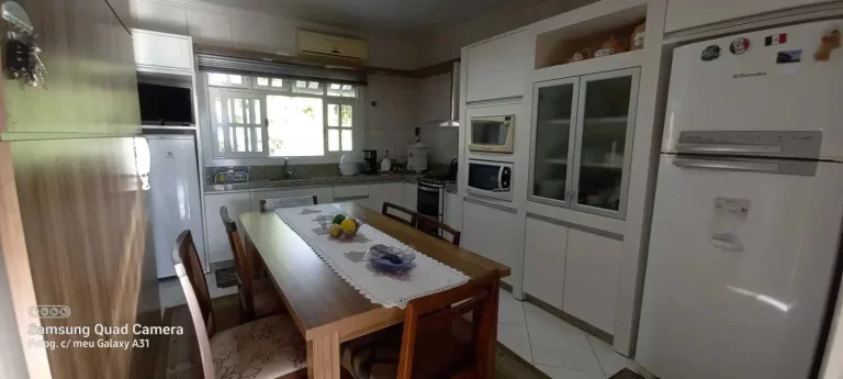 Imagem Cobertura de 3 dormitórios sendo 1 suíte e 3 vagas de garagem no Centro II de Brusque