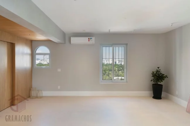 Imagem Apartamento de Alto Padrão com 270m² | Rua Bela Cintra no Jardim América