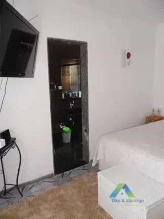 Imagem Sobrado com 3 dormitórios à venda, 152 m² por R$ 519.000 - Taboão - São Bernardo do Campo/SP