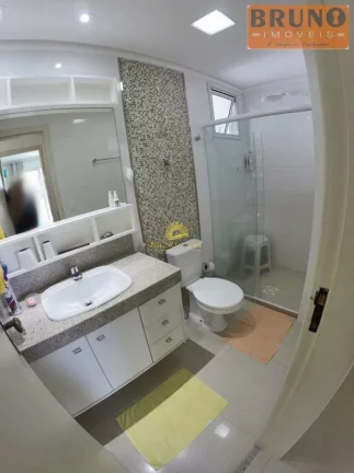 Imagem Lindo apartamento de 2 quartos, sendo 1 suíte, na quadra do mar na Praia da Peracanga, totalmente d...