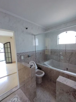 Imagem Sobrado com 3 dormitórios para alugar, 200 m² por R$ 3.150/mês - Parque Marajoara - Santo André/SP