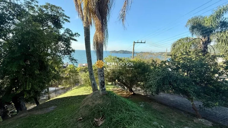 Imagem Terreno à Venda no Condomínio Panorâmico com vista para o mar em Bombinhas
