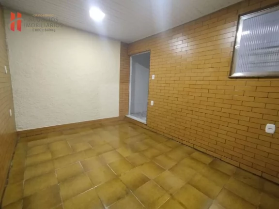 Imagem CASA AMPLA com 2 quartos para alugar na Vila Meriti em Duque de Caxias/RJ