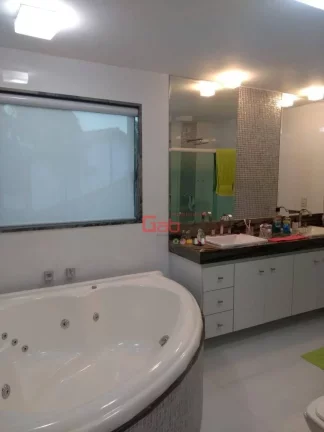 Imagem Casa com 4 dormitórios à venda, 580 m² por R$ 8.000.000,00 - Centro - Cabo Frio/RJ