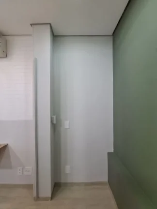 Imagem Sala Comercial Térrea com Vitrine  43m² - Jardim Bosque Viv